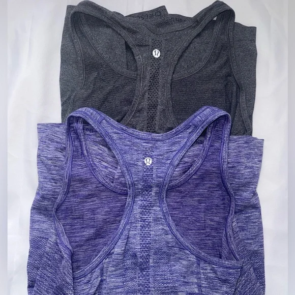 2 Lululemon Tank Tops Grey and purple size 8 - Picture 3 of 8